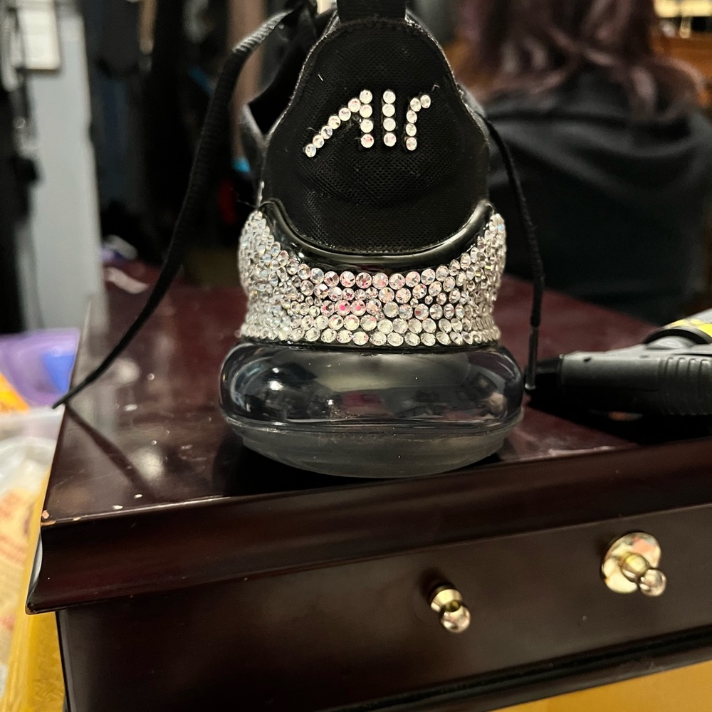 Custom Nike SWAROVSKI CRYSTALS
